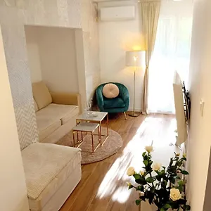  Apartment Vacation